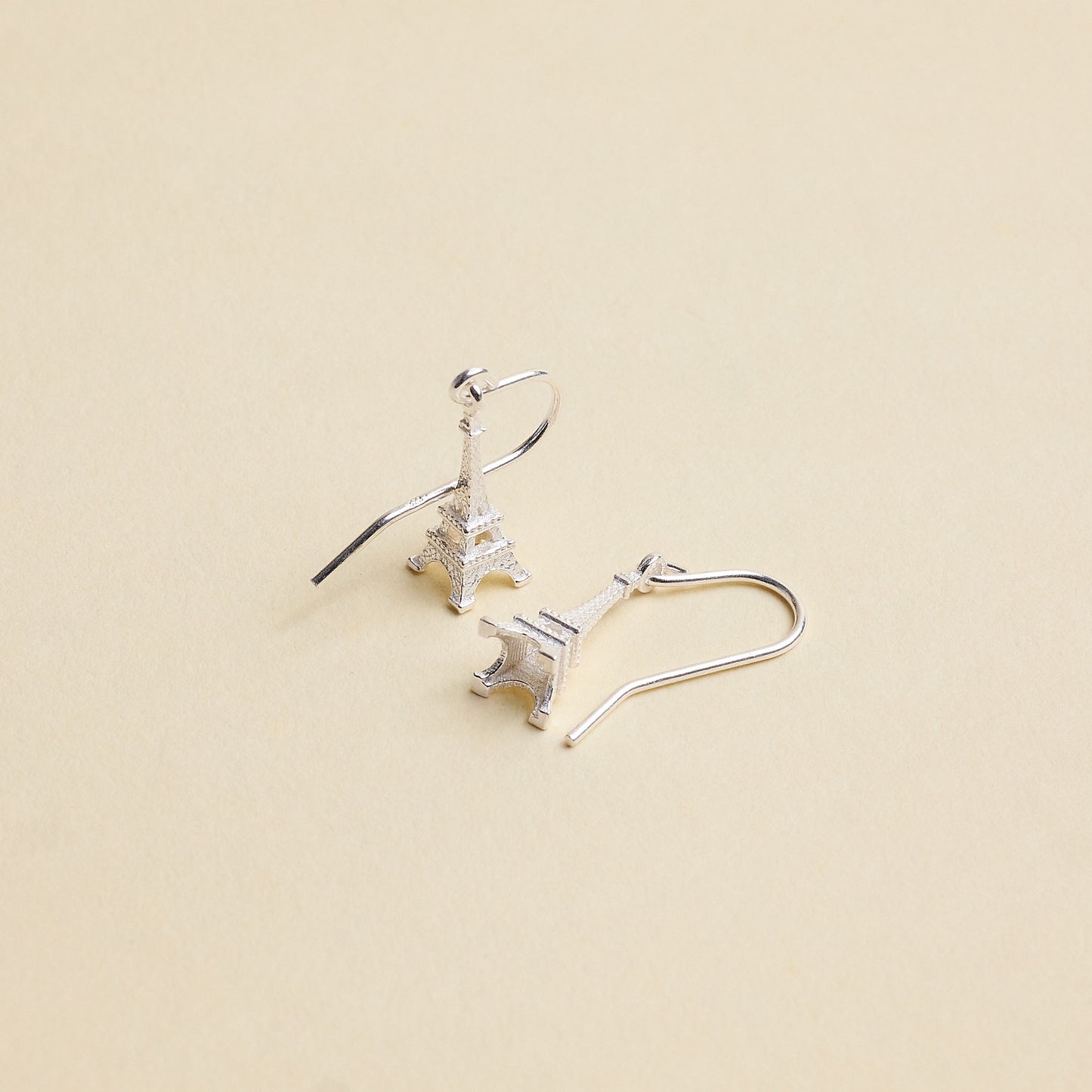 Boucles d'oreilles Tour Eiffel Traditionnelles