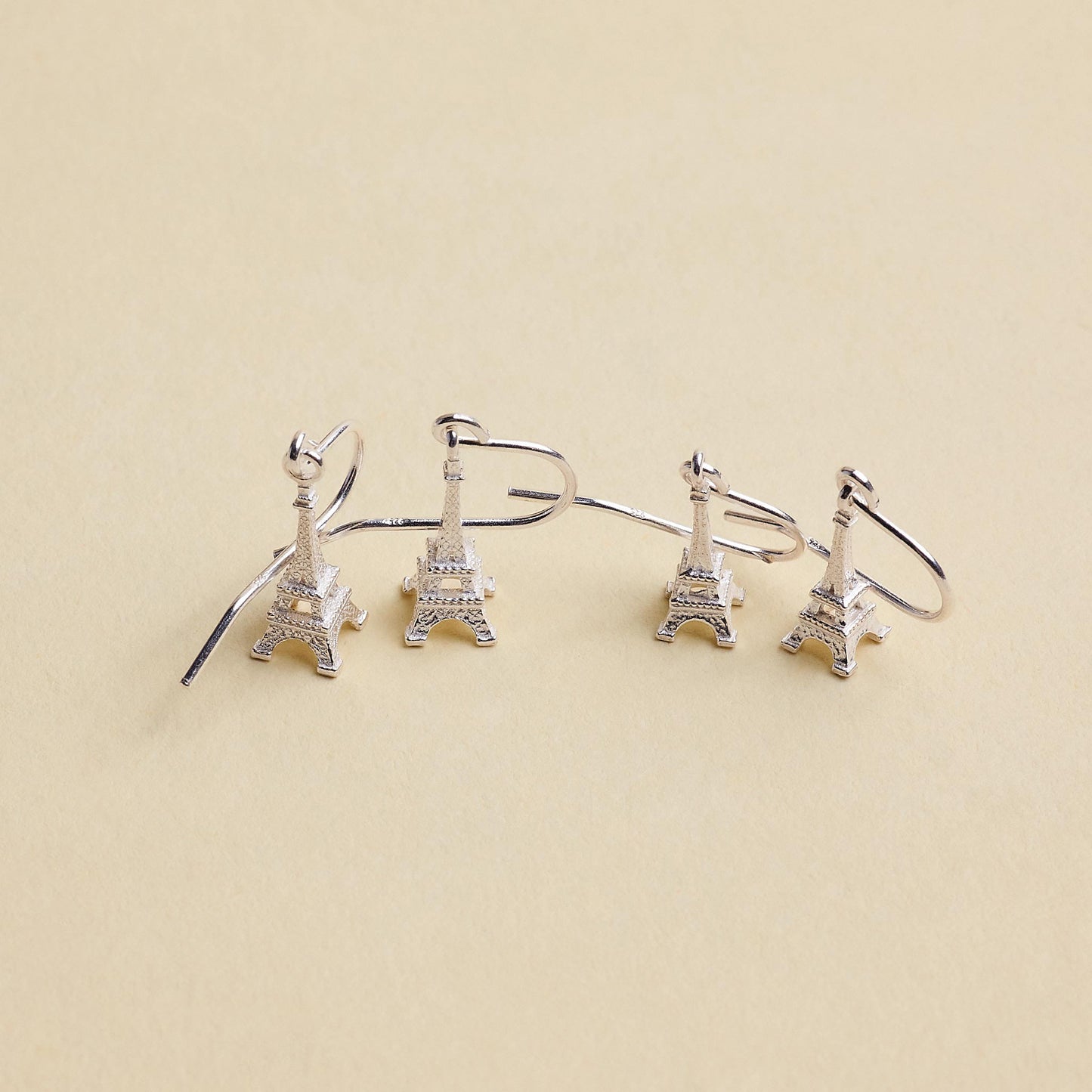 Boucles d'oreilles Tour Eiffel Traditionnelles